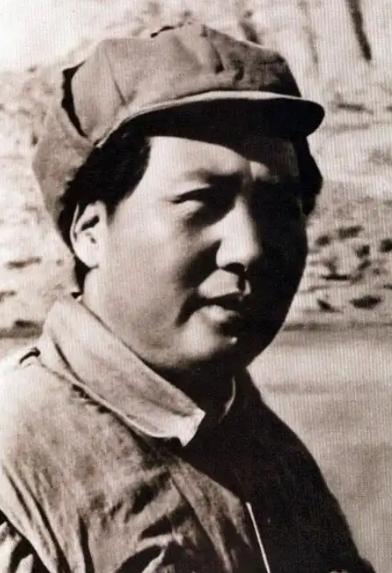 国民党二号人物，毛主席不接受他投降，周恩来怒斥他是千古罪人，老蒋也坦言想干掉他。