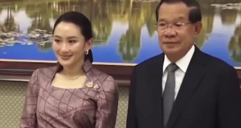 柬埔寨和泰国即将停火！白宫披露施压细节：双方毫无反抗之力7月27日，柬埔寨首相洪