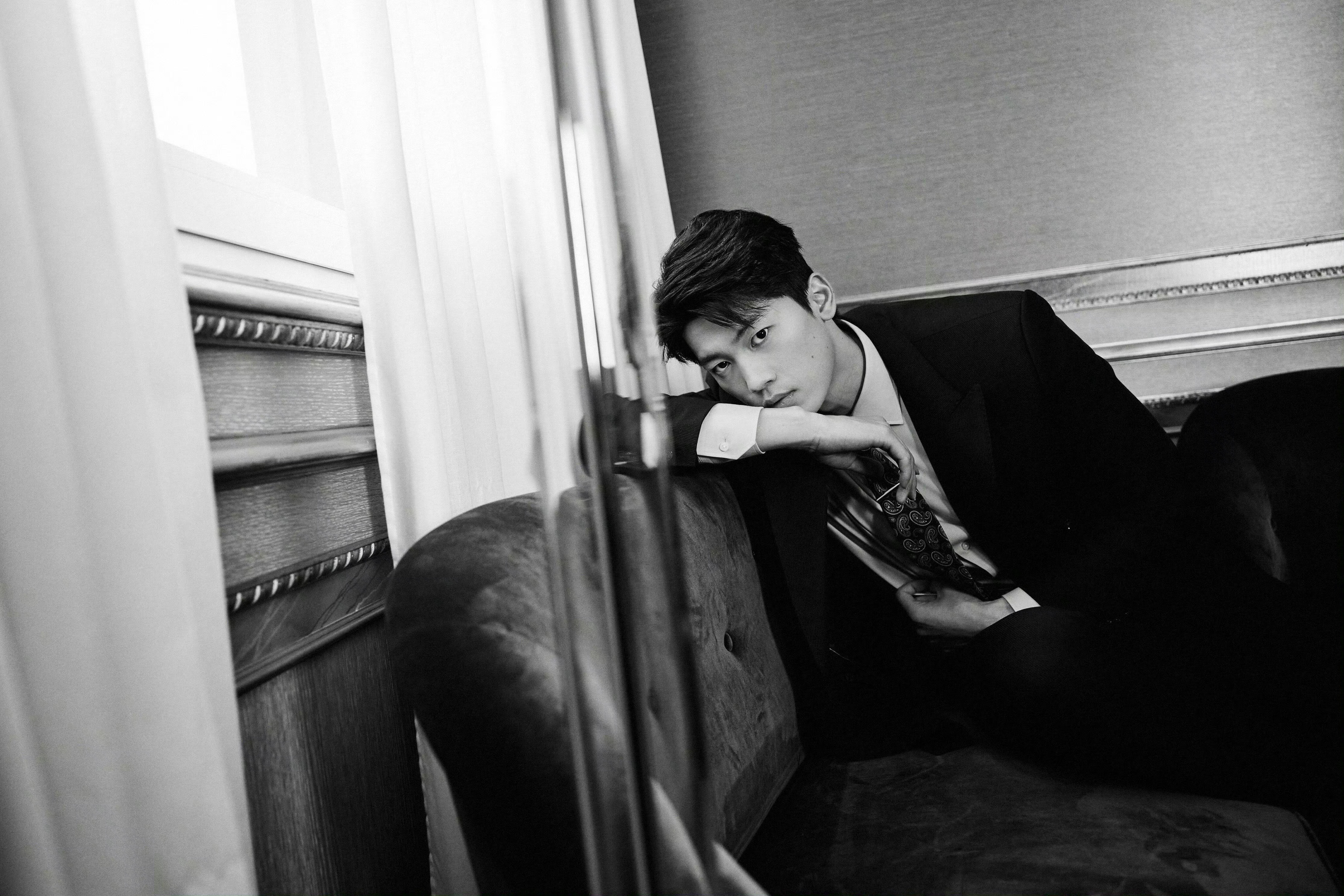 汪顺 × BOSS 2026秋冬大秀 造型大片米兰时装周汪顺米兰时装周