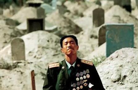 1992年，新婚才十天，西藏军区汽车兵张良善就接到归队命令，不得不匆匆离家，可十