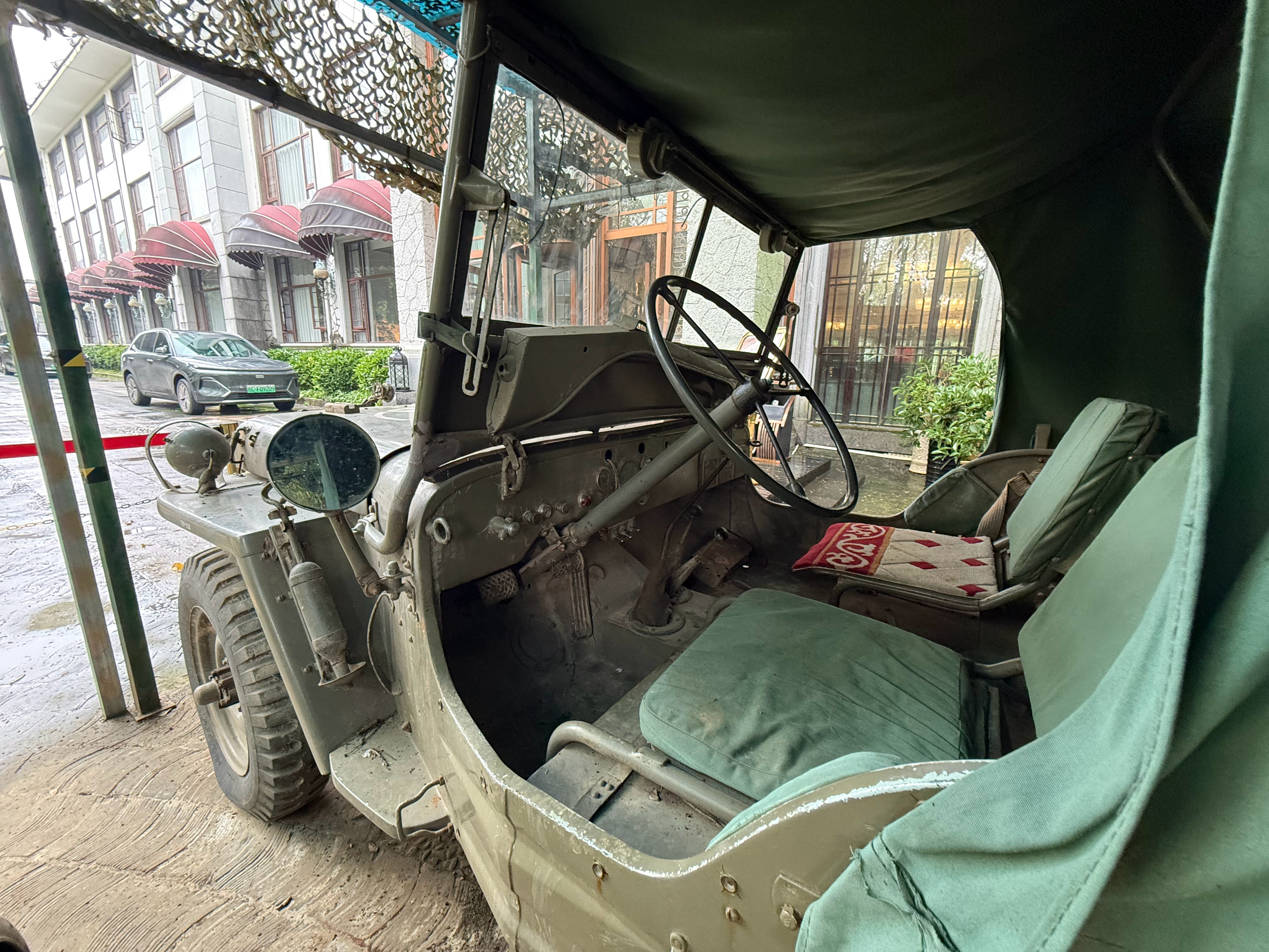 这是真货，二战原装，福特制造。 