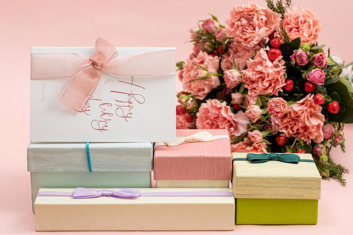 消费新趋势：健康产品成为母亲节送礼的重要选择！
随着母亲节临近，给妈妈送礼的关注