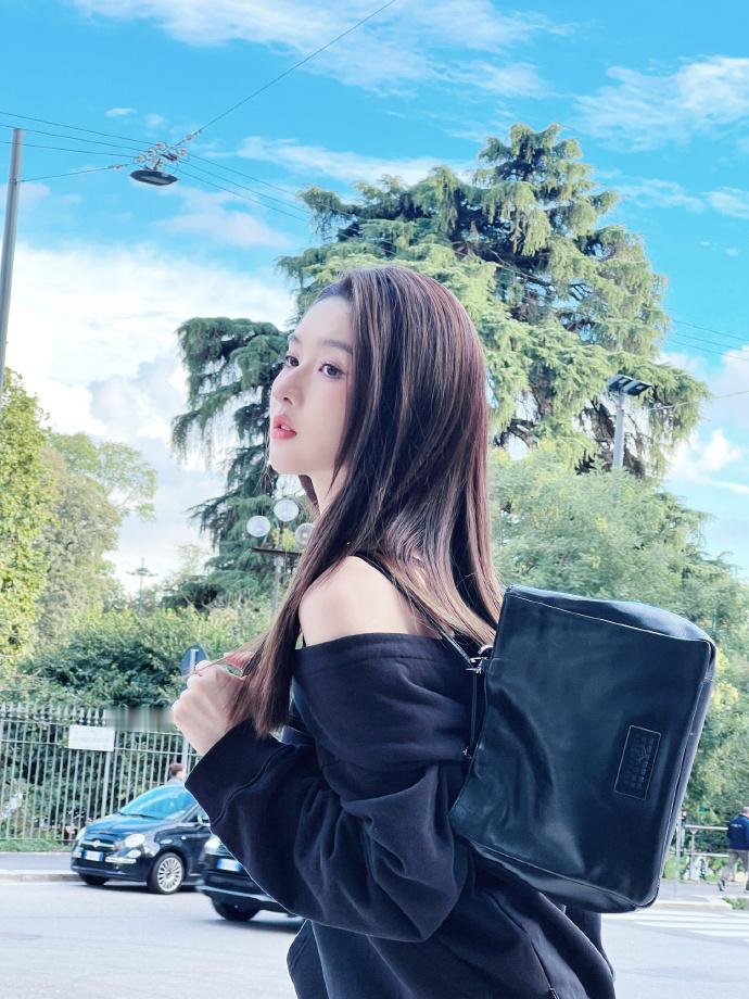 王姐美貌这块/. ​​​