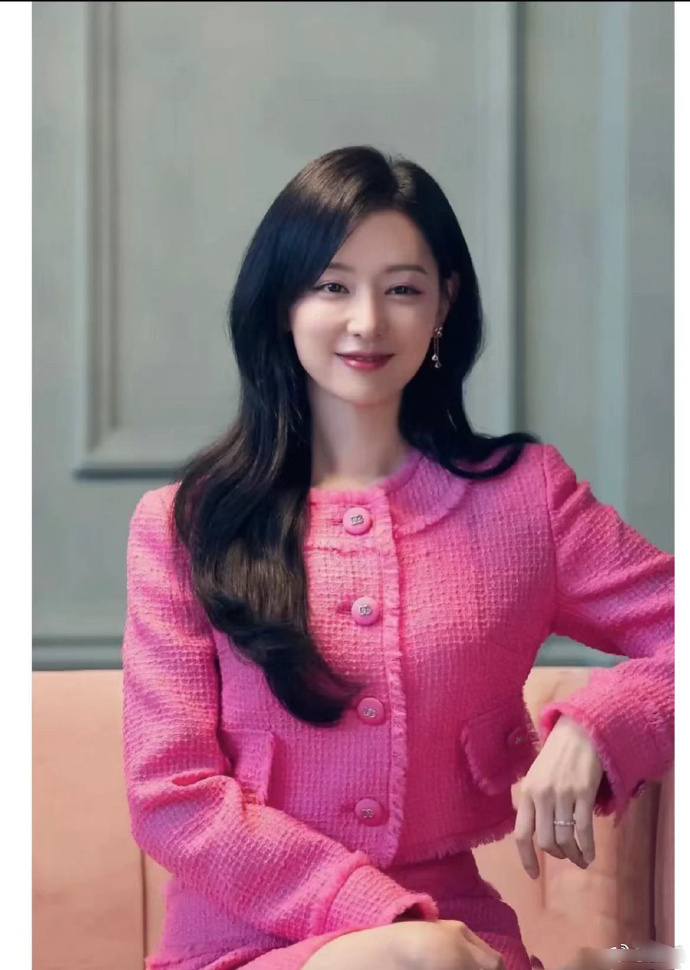 这种剧情还得是大美女来演 ​很有说服力 ​​​