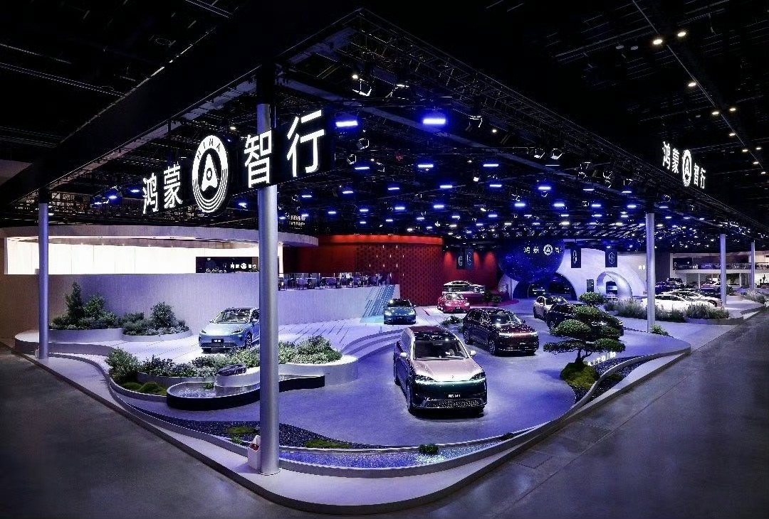 余承东称智能车进入体系决胜周期 老余说得对，现在智能车真不是靠一台爆款就能躺赢的