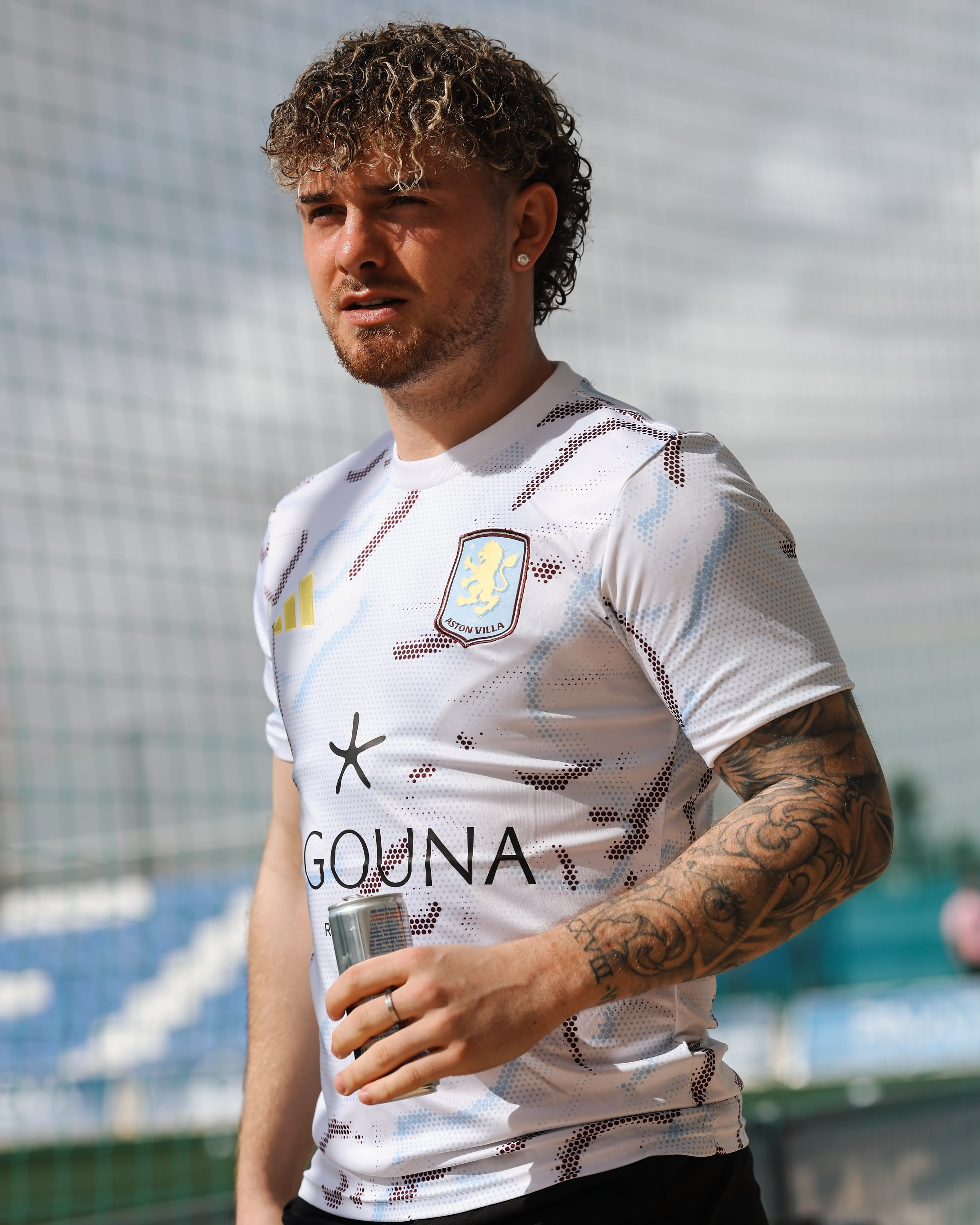 埃利奥特 热身赛终于首发 