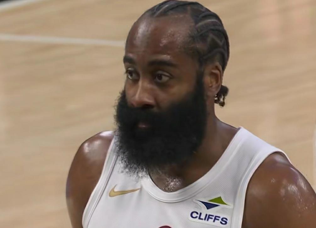 骑士输球意图太明显了！

随着尼克斯惨败火箭，骑士随后也惨败湖人，真的是一点都不