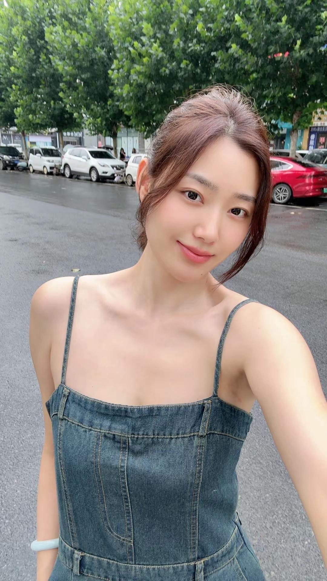 反正他都不难受 他只要自由