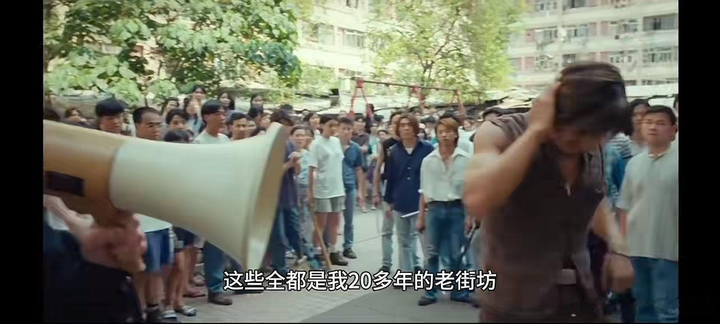去面试某公关岗位。HR:新闻的三要素是什么?我:时效性，真实性，准确性。HR:那
