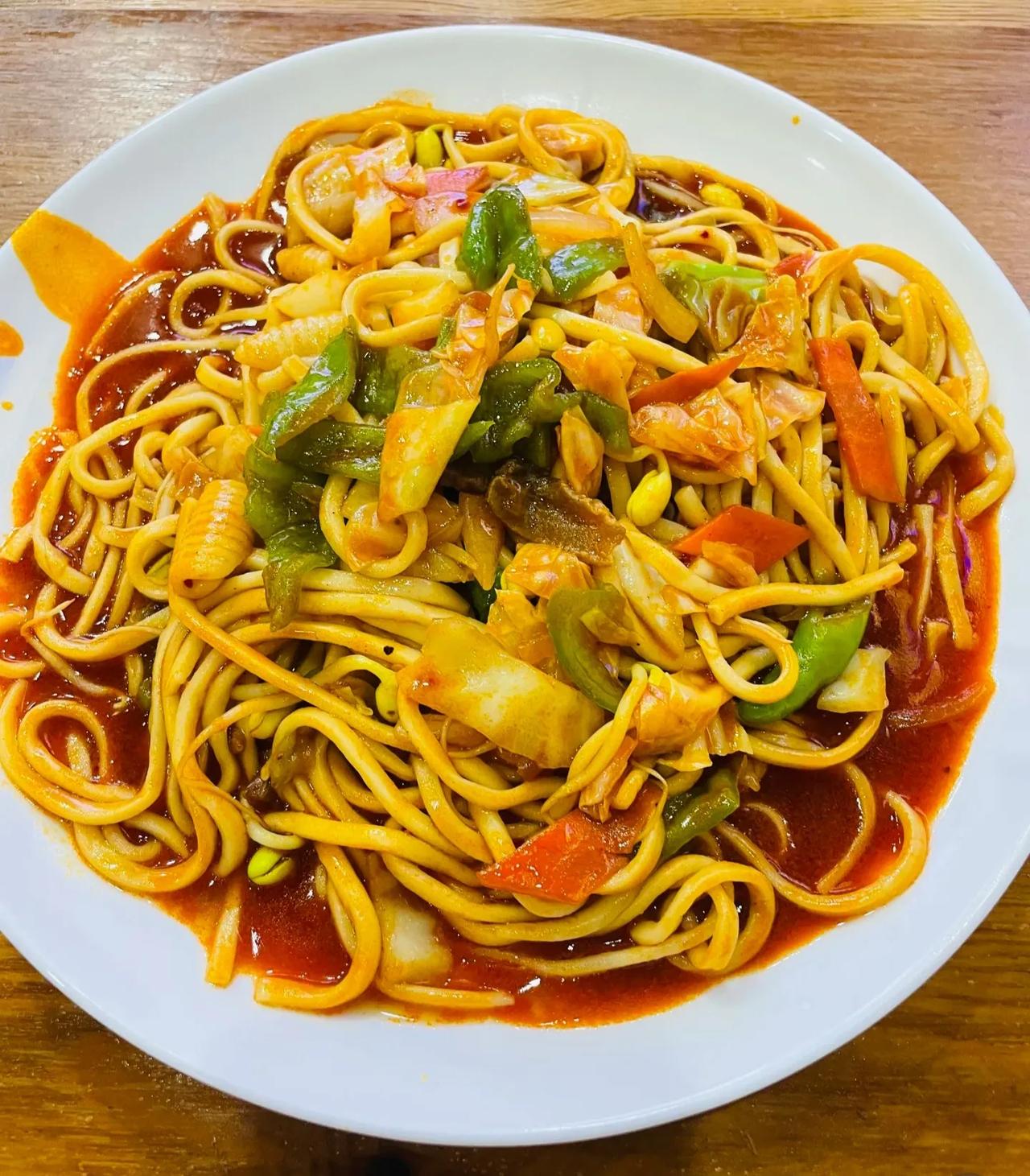 碳水党狂喜！终于在杭州吃到正宗的甘肃美食啦👏👏👏

炒面、炒拉条、手擀粉、