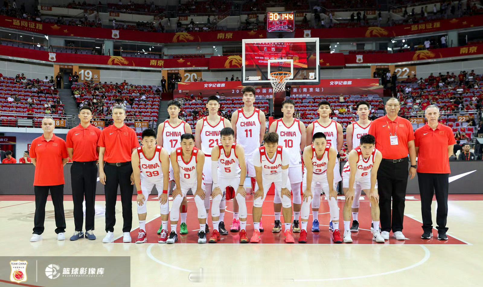 就今晚！23点！中国男篮首战迎战沙特！一起为中国男篮加油！We Are One！