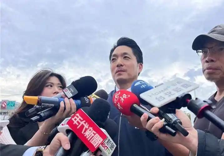 蒋介石的曾孙，被当面问到"你是中国人吗"，给出的答案让所有人愣住，他先说自己是台