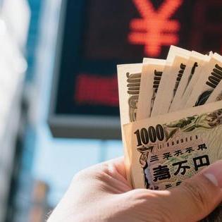 中方全面撤出日本市场！万亿债务炸雷，美日经济同盟双双陷困局
 
日本经济迎来历史