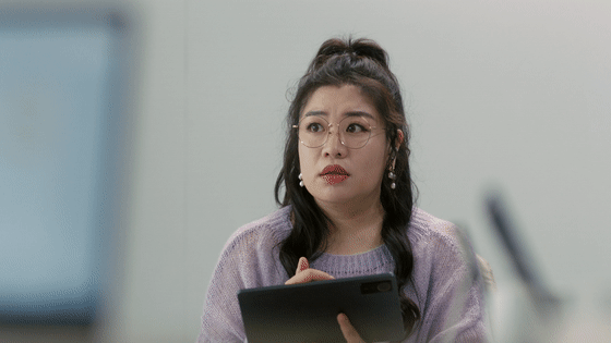 笑不活也惨哭了！于鱼周末满脑子老板的抽象修改意见，连干饭都逃不过工作阴影～ 