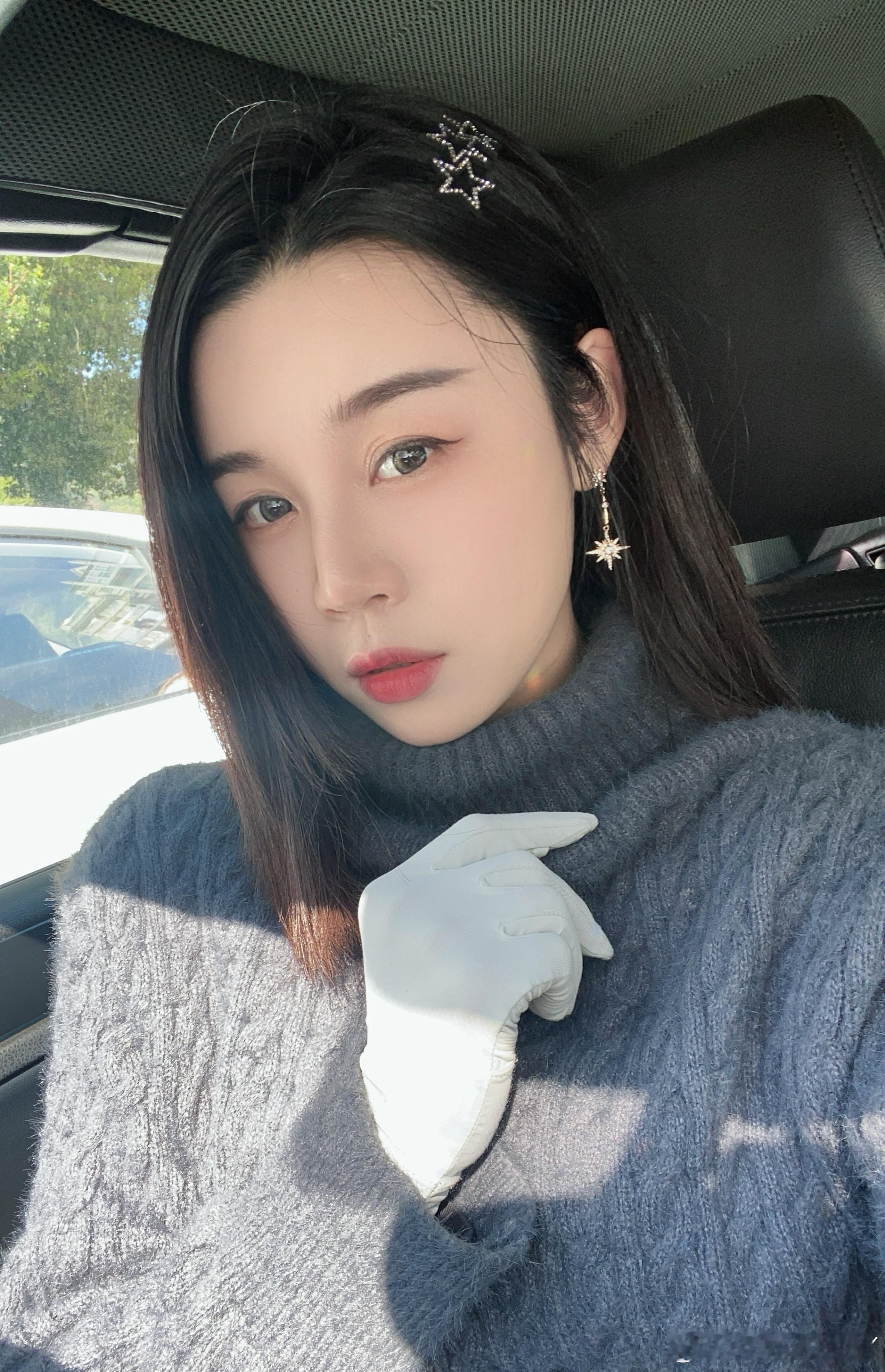 和好姐妹见个面吧 这一刻的小时光[超话]  自拍[超话]  