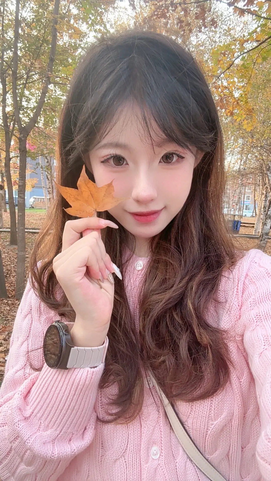 我哪有那么多的露水情缘 我是个慢热迟钝的人 只要动一次感情带来的就是多...