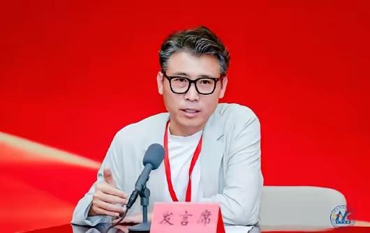 5月13日，文艺界迎来重磅人事任命！李乃文、杨幂、梅婷等19位艺人集体出任副会长