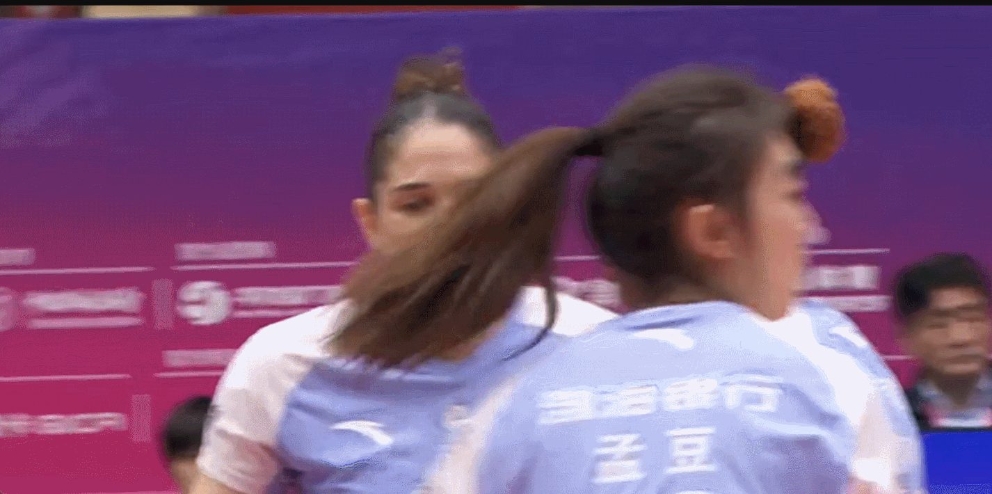 排超联赛天津渤海银行女排女排A级3/4名决赛首回合：天津渤海银行主场1-3（19