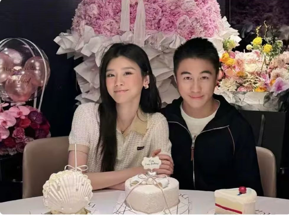 奚梦瑶何猷君将在儿童节举行婚礼，地点在法国，一双儿女会出席吧 