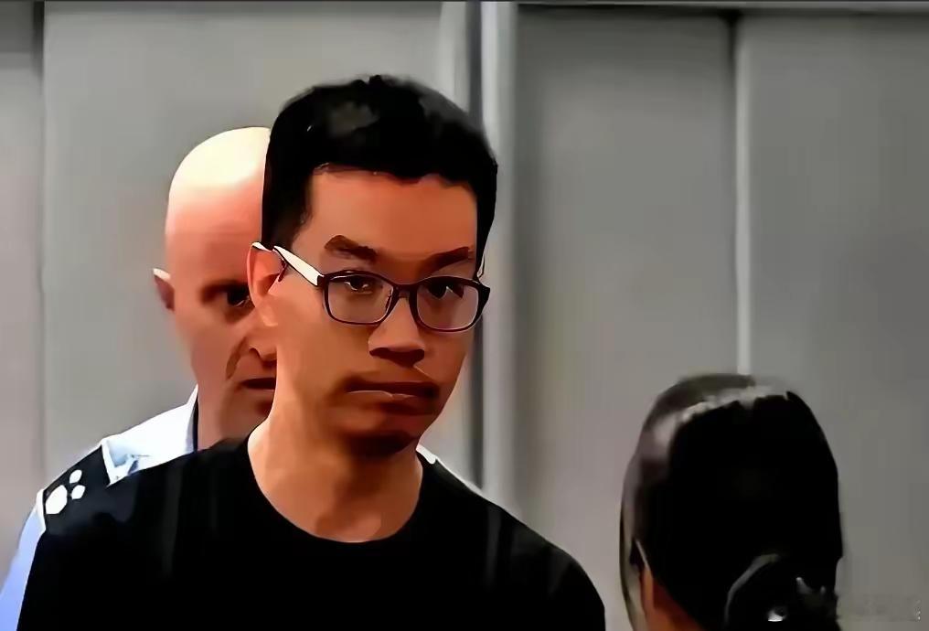 中国工程师获释！​在非法扣留40日后，中国工程师徐泽伟被意大利警方释放。对方给出
