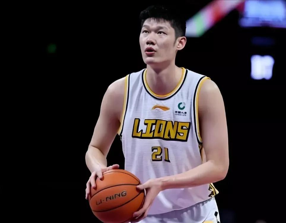 CBA焦点战役前瞻：赵继伟、胡金秋与胡明轩能否挑战周琦领衔的北京队霸权？

1、