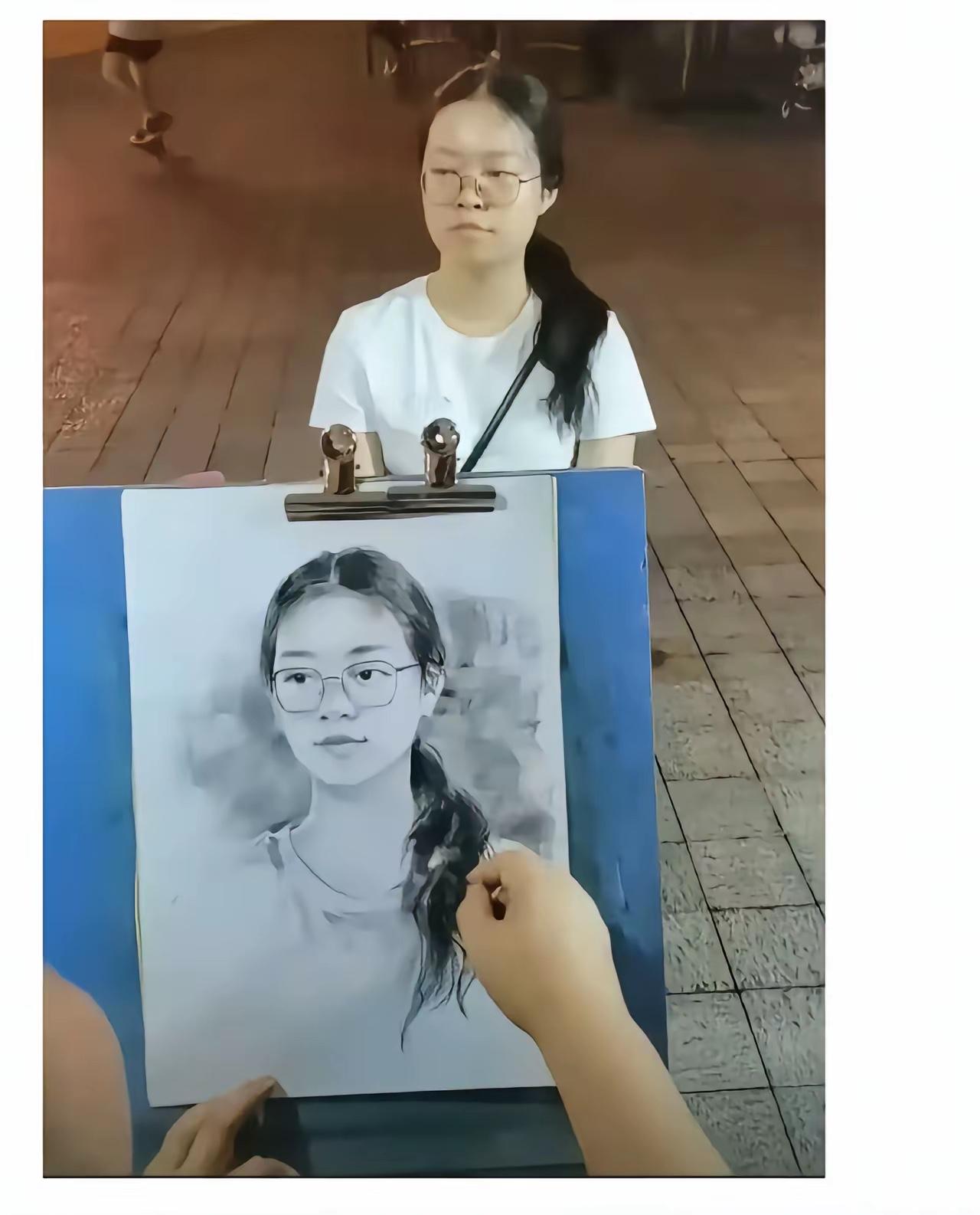 这不叫艺术，这叫人情世故！
长大了才知道，不能实事求是