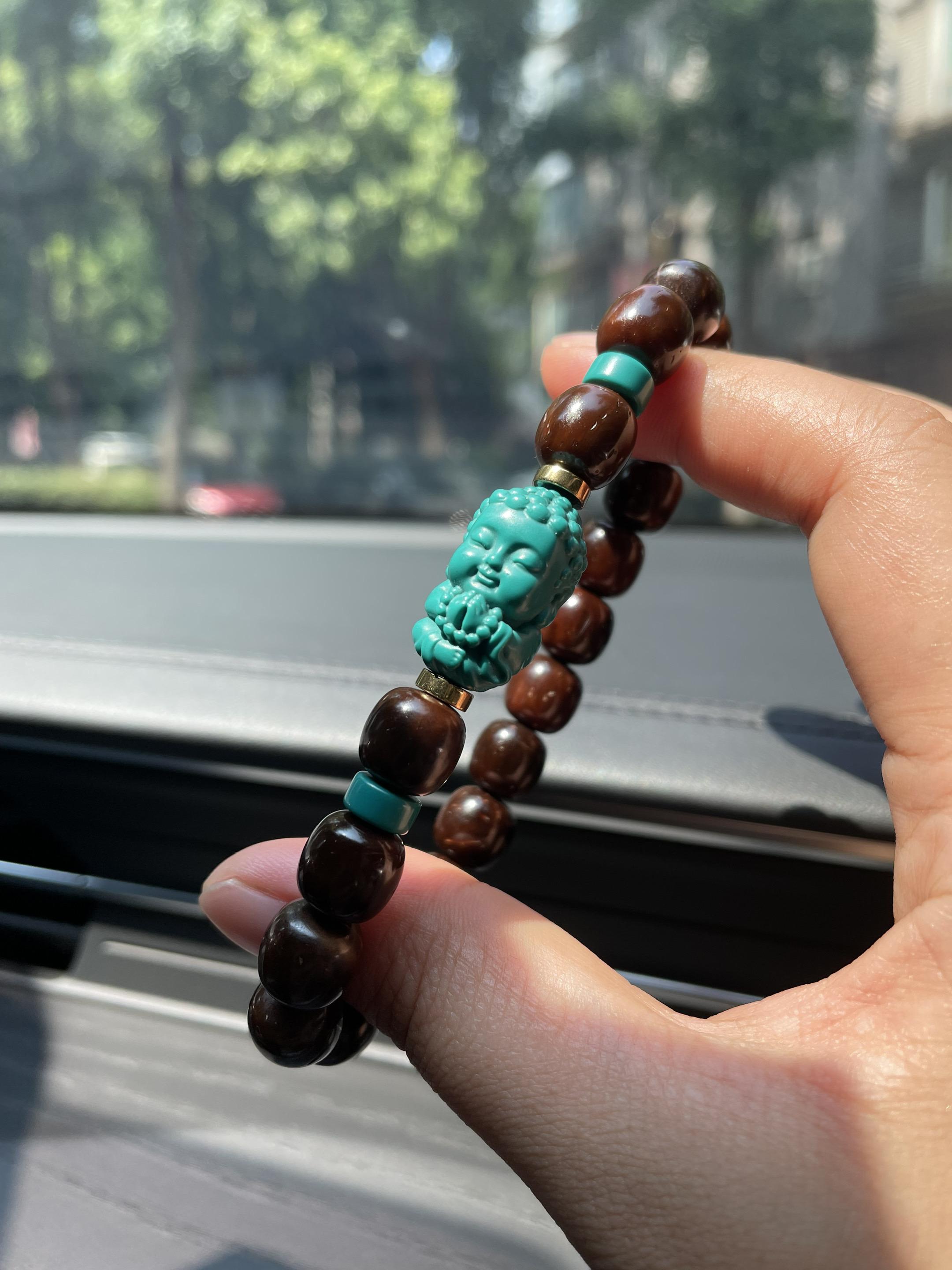 允许别人会变心 允许别人权衡利弊 允许你真心对待过的人 经过深思熟虑之...