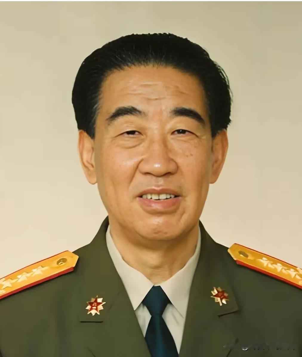 他是新中国建立后，长期深耕中央警卫系统，曾任中央办公厅警卫局局长，中办第一副主任