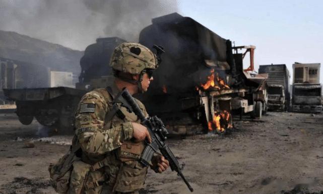 美国摊上大事了？又一强国加入“反美”阵营，比伊朗还难对付！

美国在军事和经济上