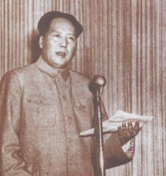 1949年，新中国甩出一句狠话：旧政府和外国签的条约，新中国该废的直接废！消息传