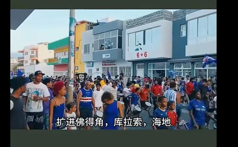 国际足联估计也没有想到，世界杯扩军，来的都是不知名的小国，东方大国都没来。
本来