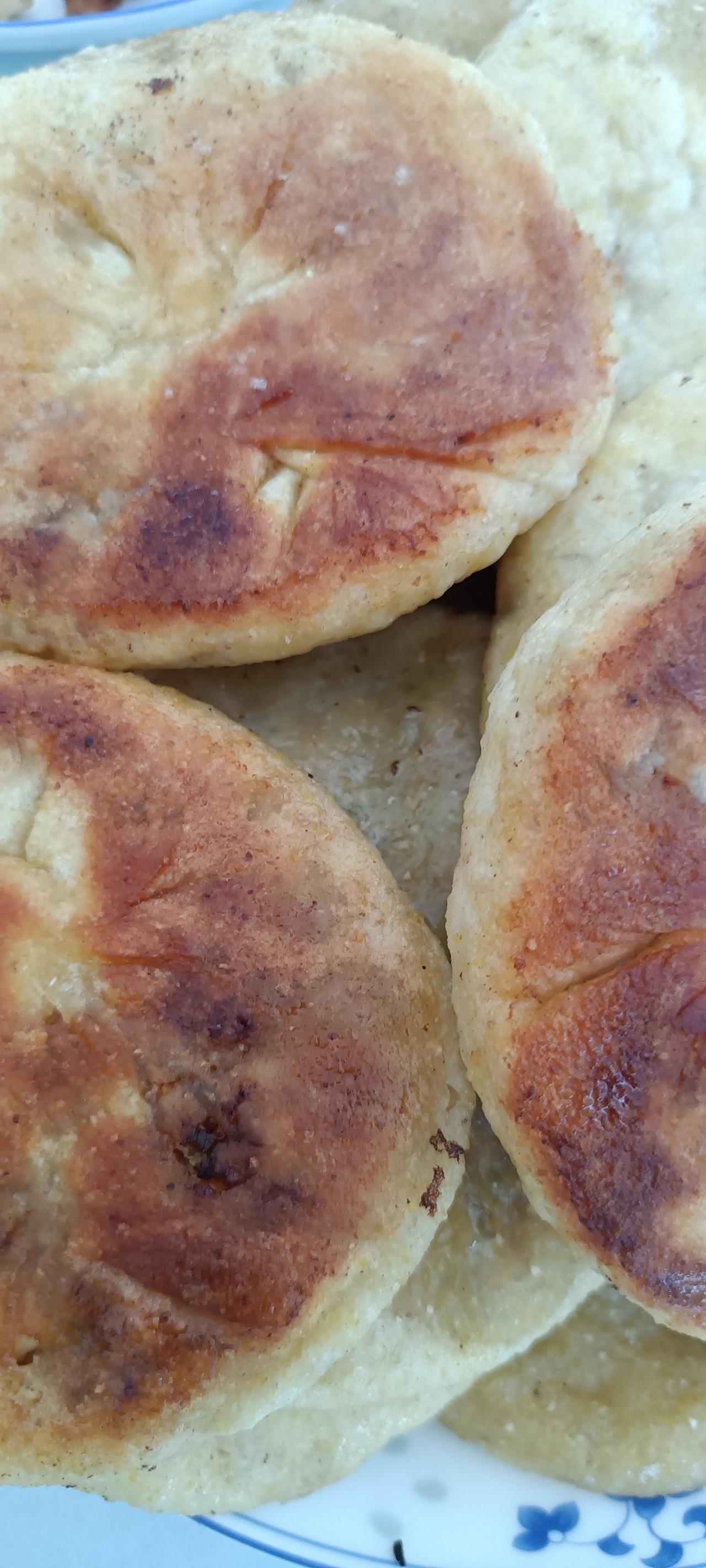 这几天总在妹妹家了，亲家母在家带孩子，真的很辛苦！我要给亲家母做点好吃的！
七点