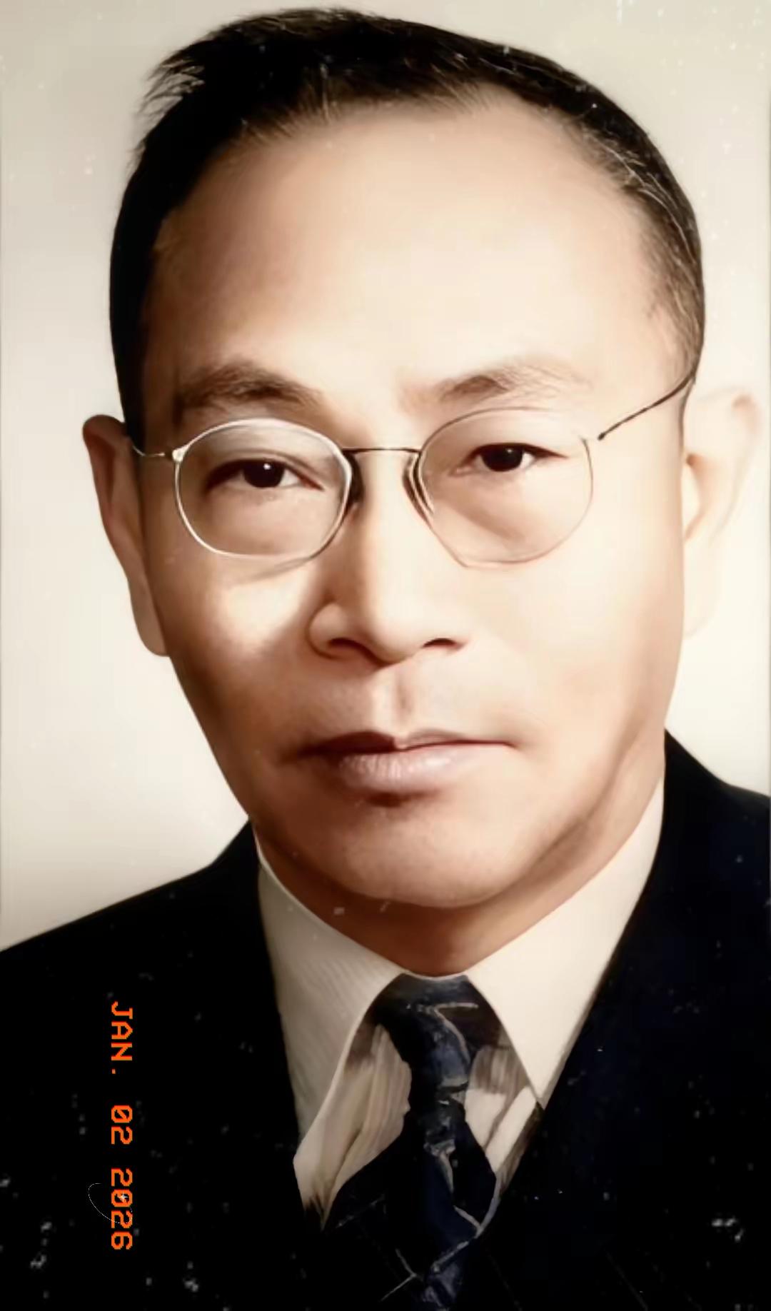 1941年，西方把青霉素列为军事机密，中国老百姓和军人伤口发炎红肿后，往往因为没