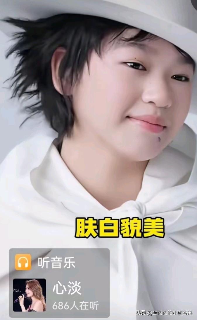 看看全红婵的表现力一边是杂志封面的清冷女神，一边是访谈里爱哭爱笑的邻家女孩，这种