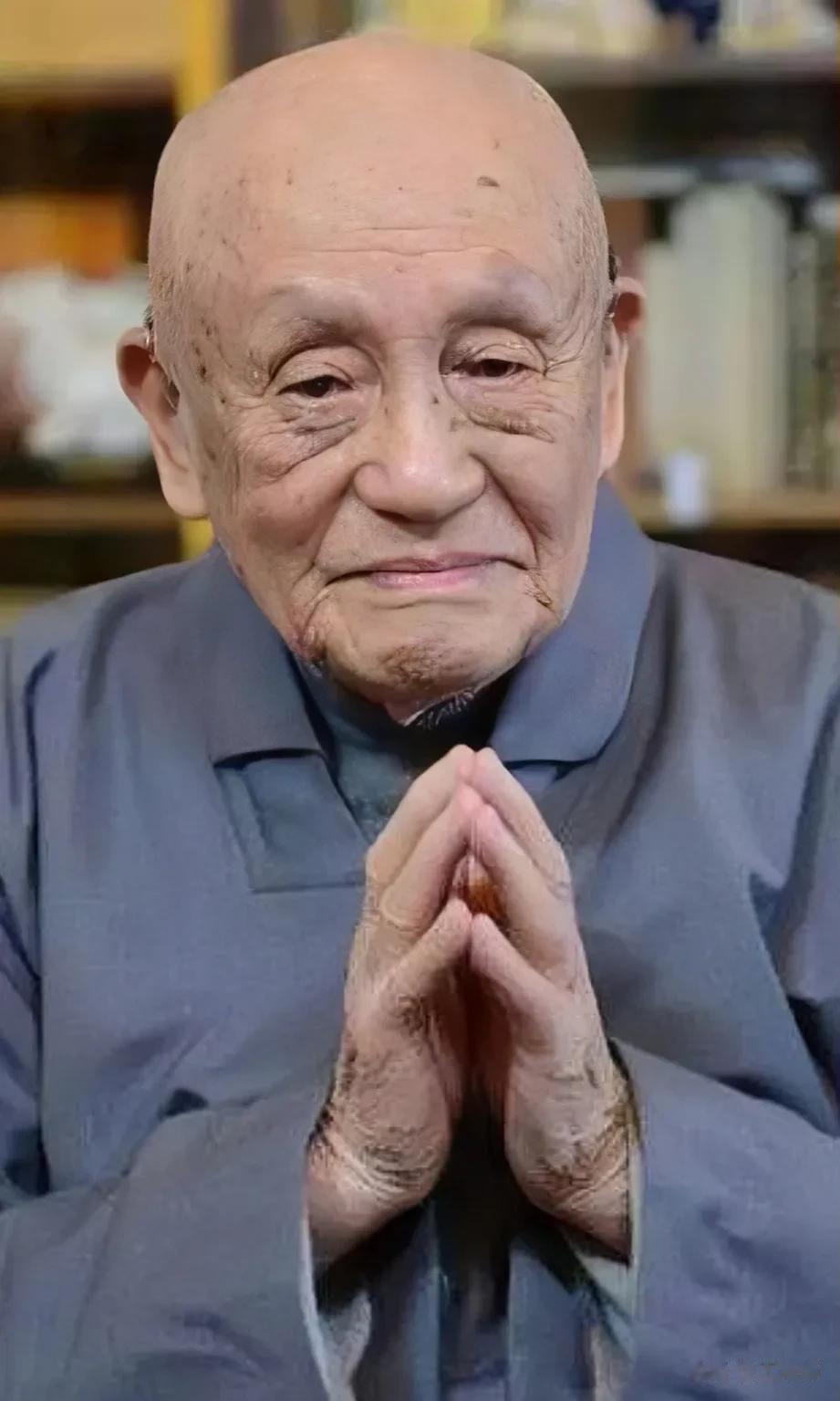 陈晓旭演完林黛玉，入戏极深，来到五台山真容寺，参拜梦参大师，梦参一番话，让林黛玉