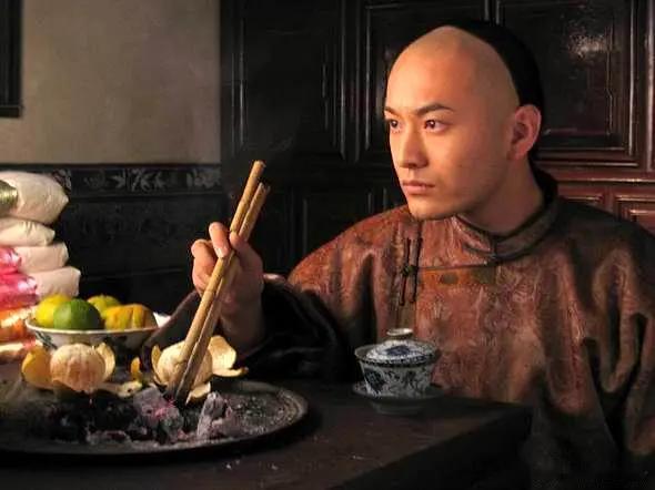 极氪回应黄晓明狂撒红包安利009，还得是晓明哥啊，有钱又大方