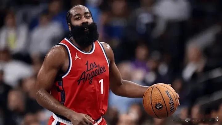 船沉了！快船近10场战绩1胜9负、

十场比赛里面输掉九场，谁打快船三分命中率都