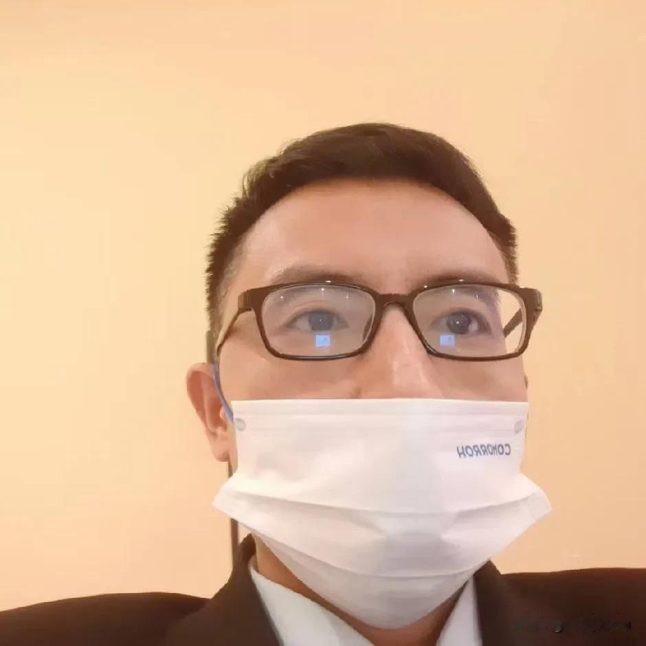 我教书三次，教毕业班比较多，在第2次和第3次教书的时候，都喜欢和学生分享一句话。