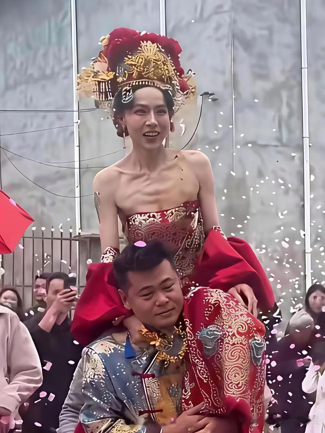 新娘也太瘦了吧？ 