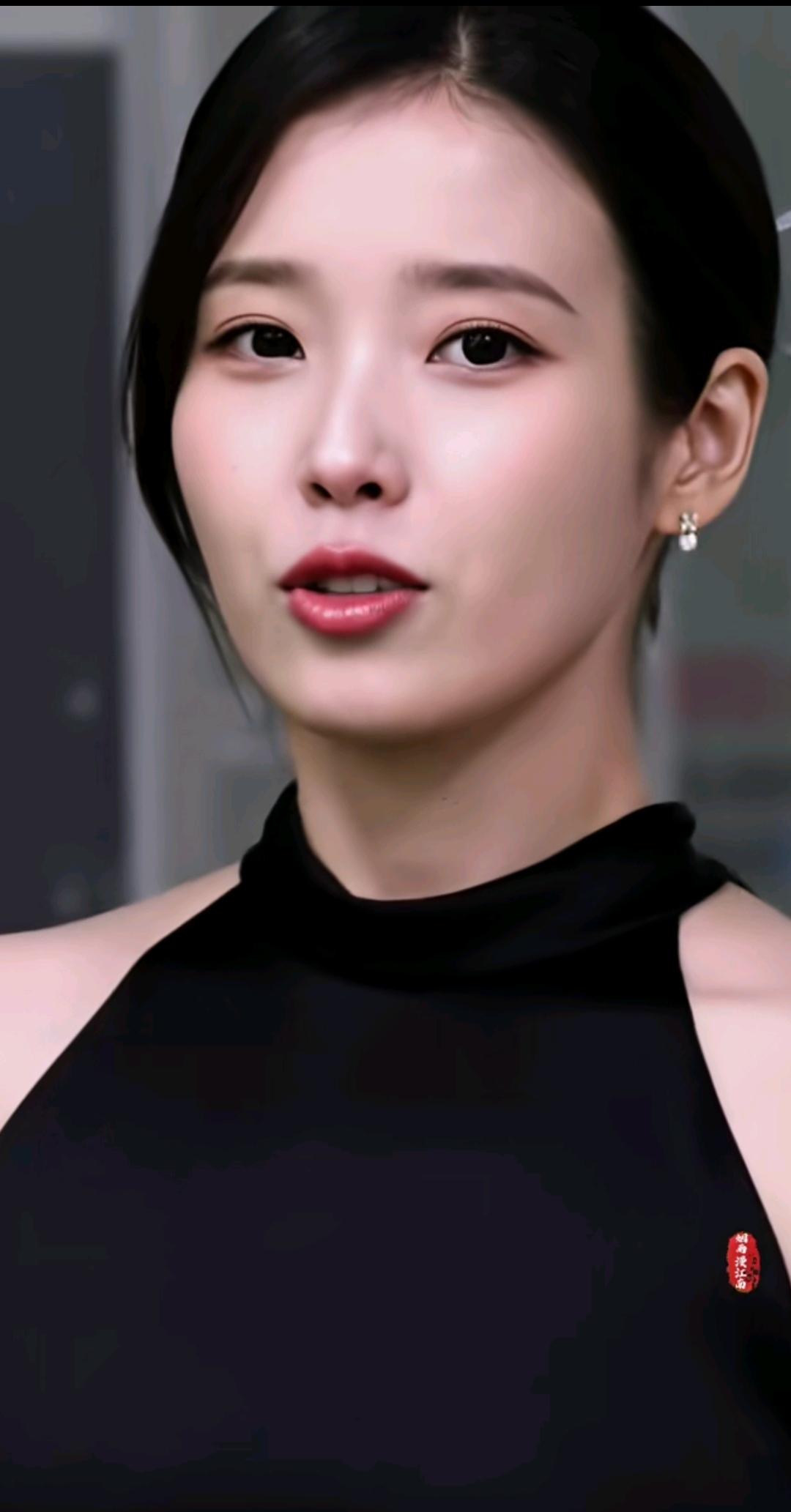 优雅黑衣，气质满分！💃✨