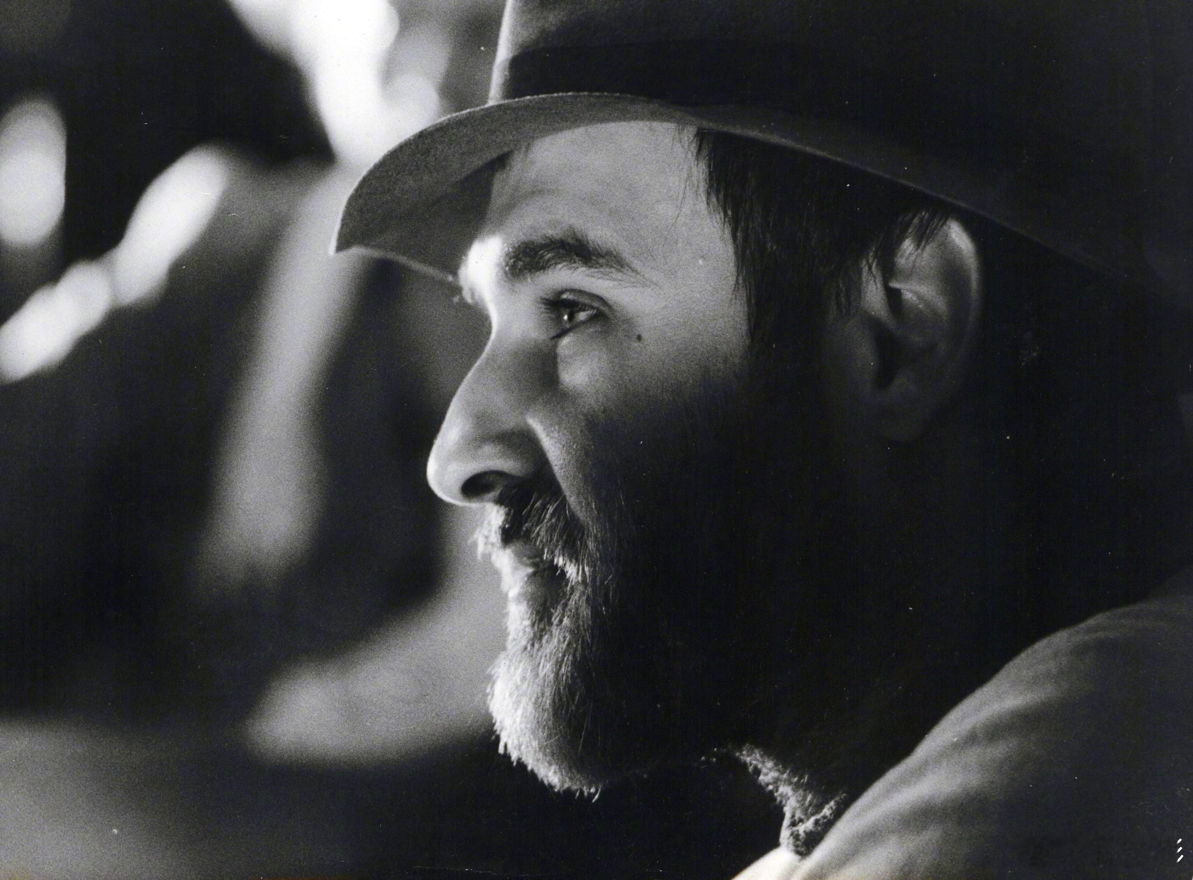 贝拉塔尔去世 据多家媒体报道：匈牙利著名导演贝拉·塔尔于1月6日早晨离世，享年7