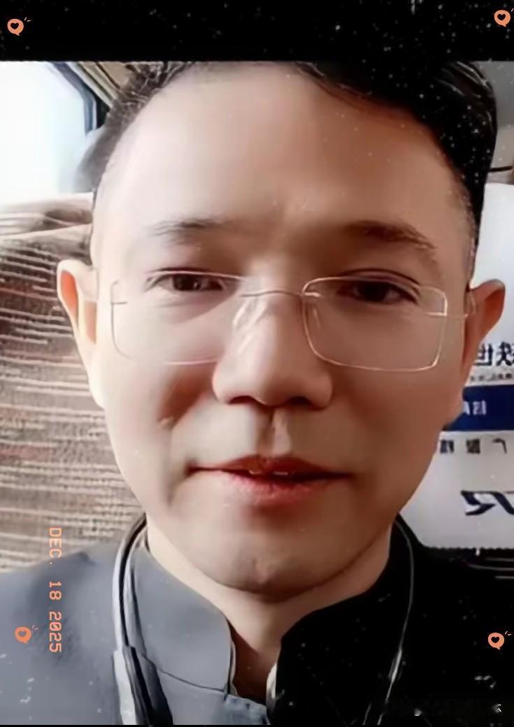 李圣律师昨晚直播短短20分钟，两次强调周六去河河签文件，还说比626和5+2事件