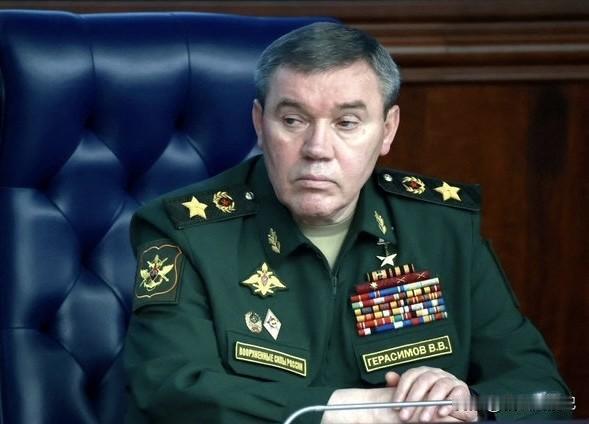 俄罗斯武装部队总参谋长格拉西莫夫表示，俄军将在2026年继续向乌克兰纵深推进，以