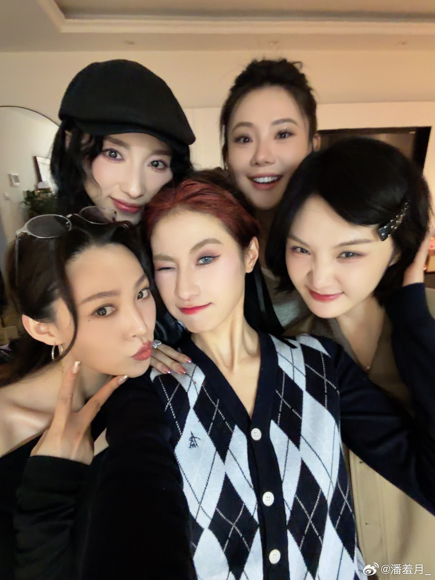 接一个闪闪发光的小女孩下班🌟《蜜丝哈尔滨》好看！骄傲！就这样大放光彩吧！ 