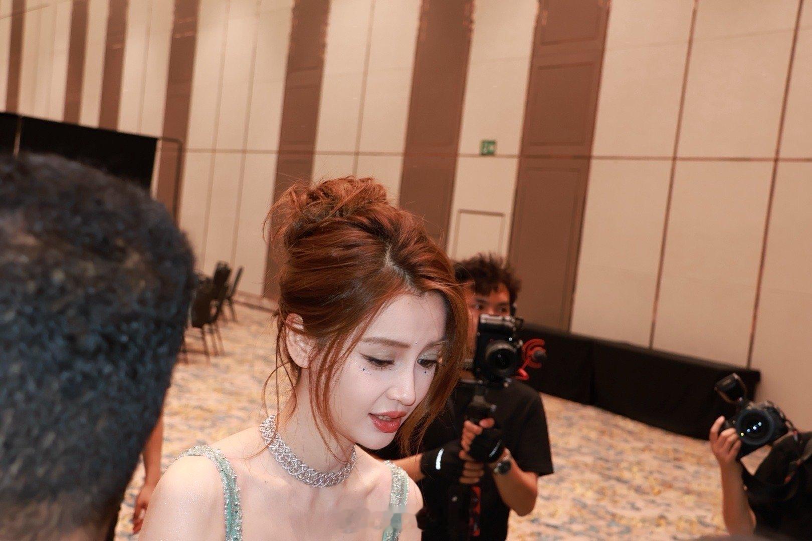 Angelababy[色][色][舔屏][舔屏][舔屏][舔屏][舔屏][舔屏]