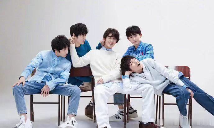 早期追时团有多简单回望早期追星的日子，简单真诚，才是最珍贵的模样 