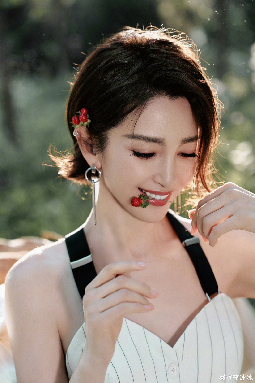 李冰冰说可以变老但不能白老谁还在执着强行冻龄？学学李冰冰的通透三观！变老不可怕，