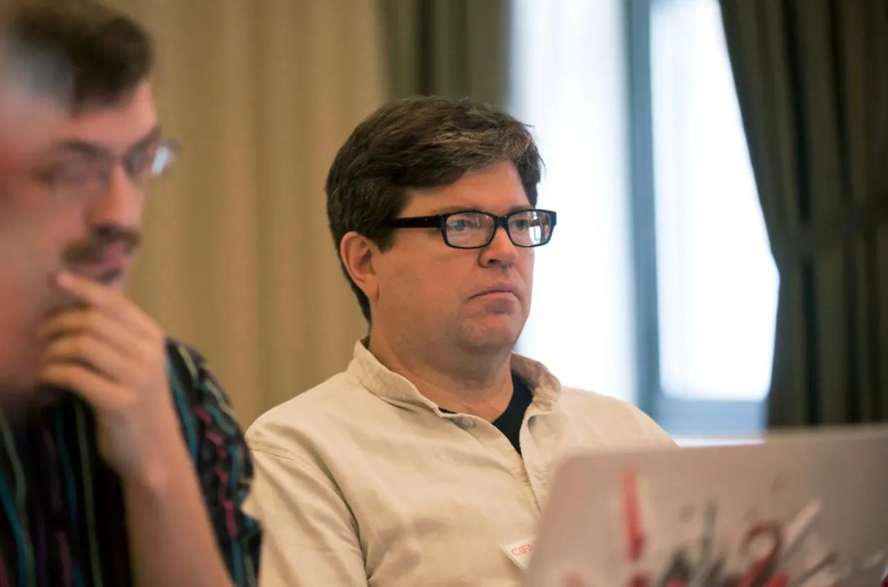 65 歲圖靈獎得主終于不用向 28 歲輟學生匯報了，小扎是怎么把他氣走的