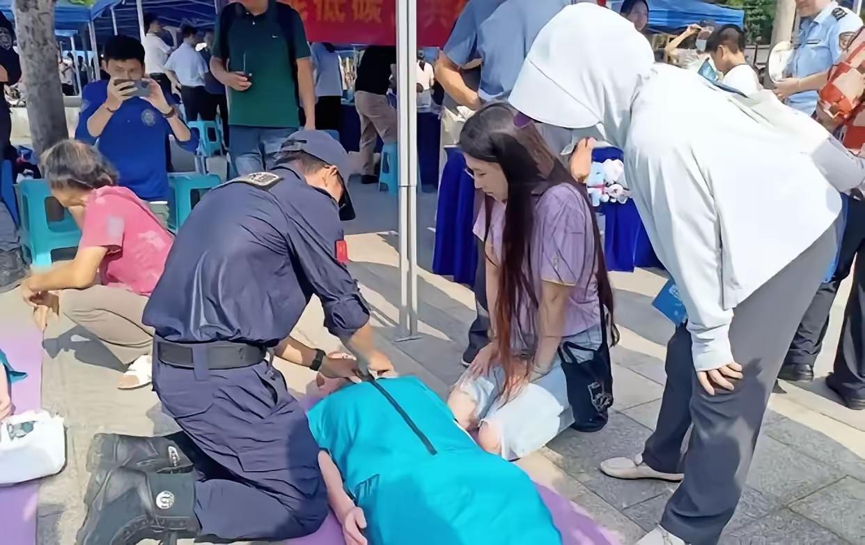 安全检查是真太重要了！

一点也不能忽视的，看看在7月21日这天温州乐清一小区泳
