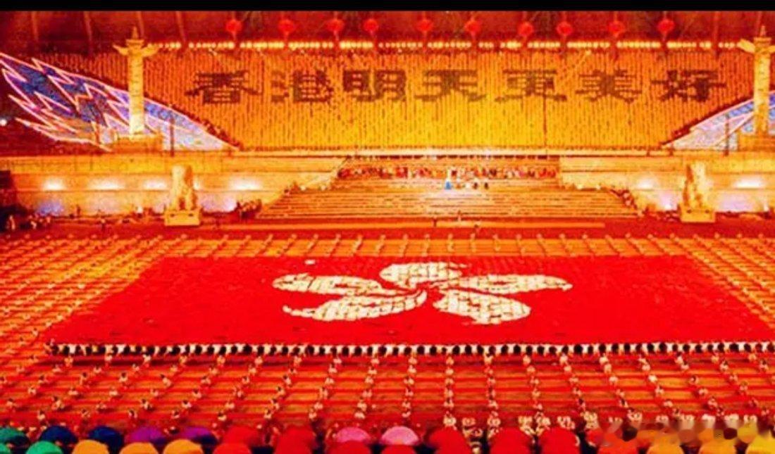 香港香港回归祖国29年了 庆祝香港回归祖国29周年。1997年7月1日零点，香港